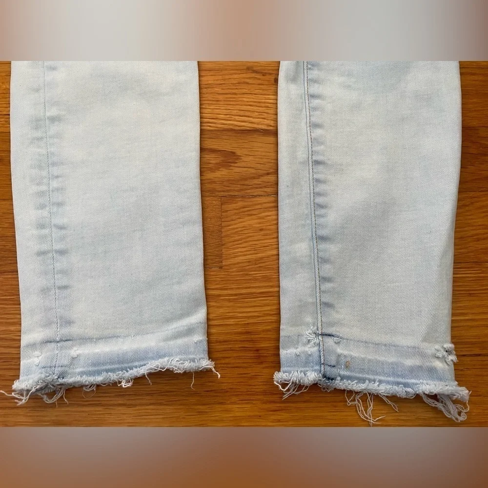 Gap 1969 Jeans Women 6/28R Stretch Skinny Mid Rise Light Wash Raw Hem Distressed